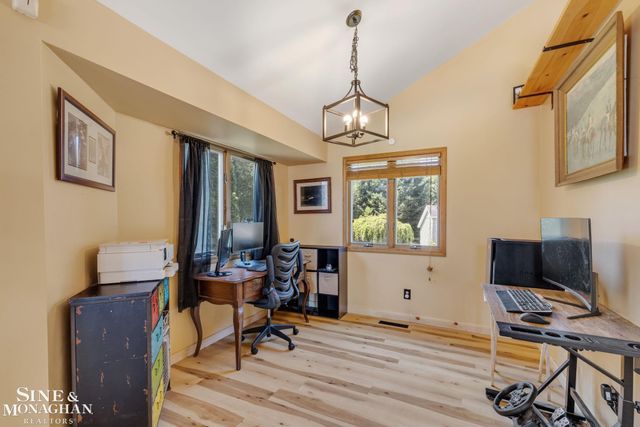 886 Montana Street, Marysville, MI 48040