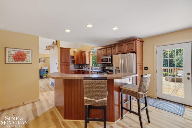886 Montana Street, Marysville, MI 48040
