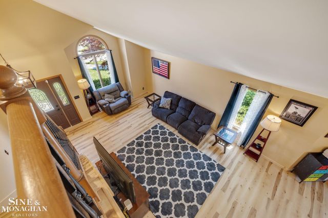 886 Montana Street, Marysville, MI 48040