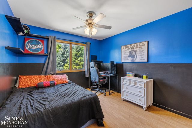 886 Montana Street, Marysville, MI 48040
