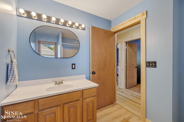 886 Montana Street, Marysville, MI 48040