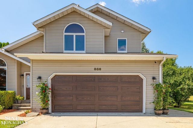 886 Montana Street, Marysville, MI 48040
