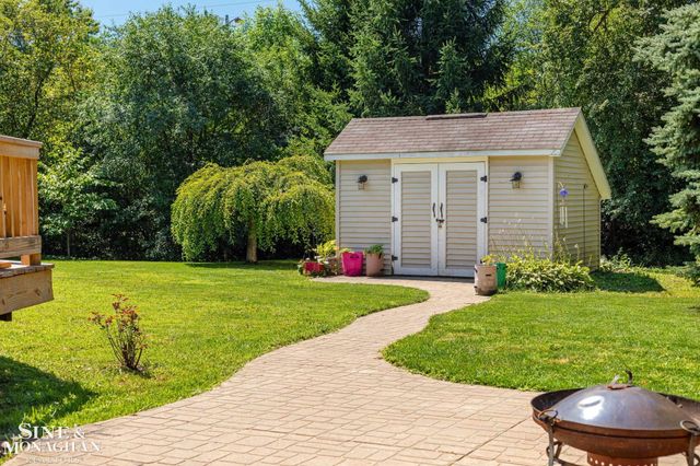 886 Montana Street, Marysville, MI 48040