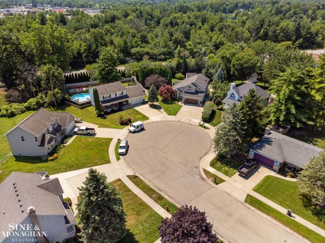 886 Montana Street, Marysville, MI 48040