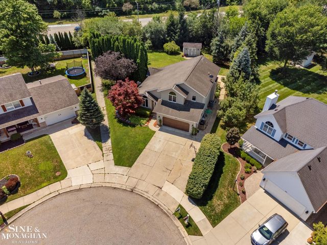 886 Montana Street, Marysville, MI 48040