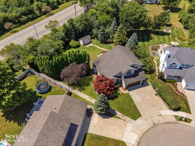 886 Montana Street, Marysville, MI 48040