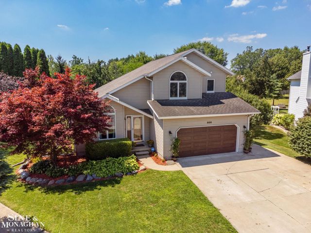 886 Montana Street, Marysville, MI 48040