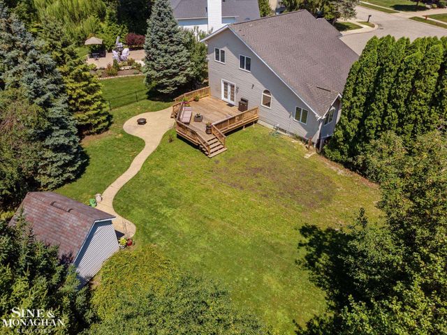 886 Montana Street, Marysville, MI 48040