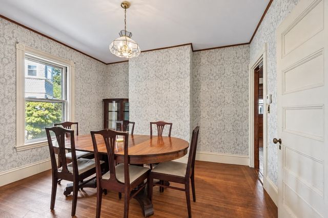 26 Walnut Pl, Newton, MA 02460