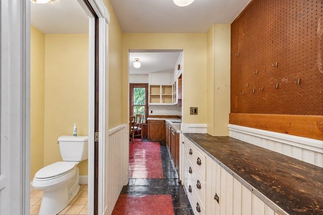 26 Walnut Pl, Newton, MA 02460