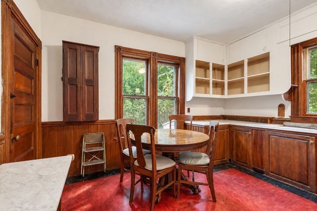 26 Walnut Pl, Newton, MA 02460