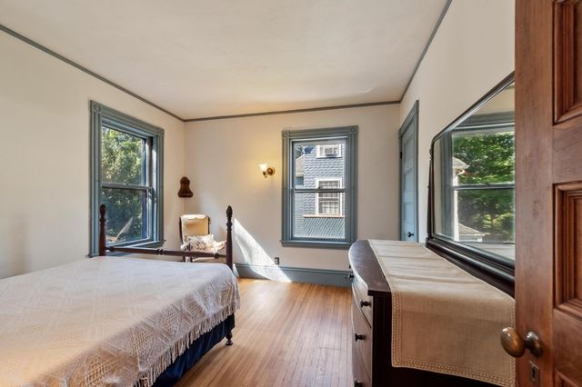 26 Walnut Pl, Newton, MA 02460