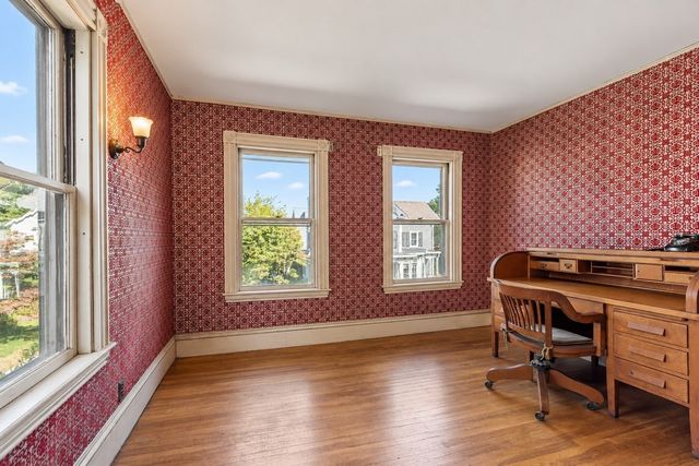 26 Walnut Pl, Newton, MA 02460