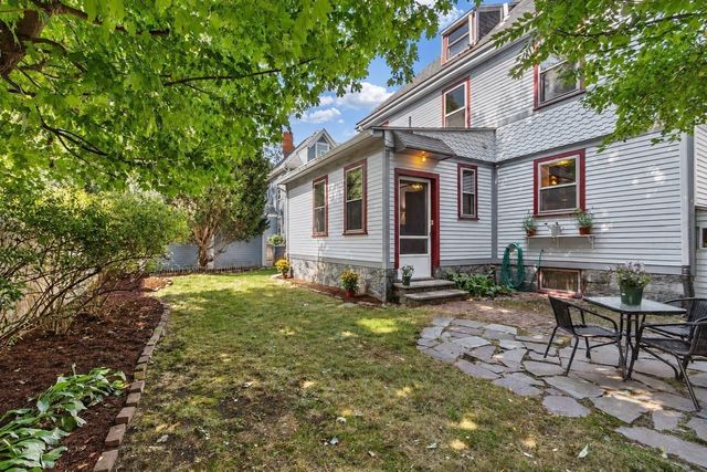 26 Walnut Pl, Newton, MA 02460