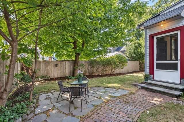 26 Walnut Pl, Newton, MA 02460