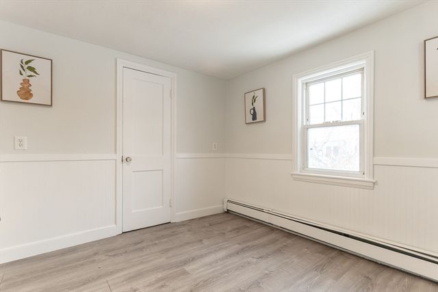 8 Hillview Ter, Westwood, MA 02090