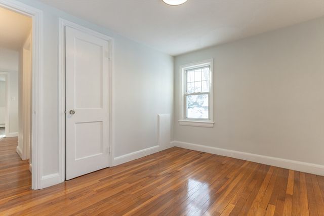 8 Hillview Ter, Westwood, MA 02090