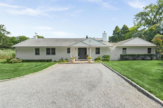 31B Club Lane, Remsenburg, NY 11960