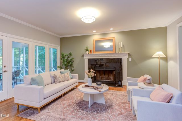 11 Gatesway Court, Durham, NC 27707