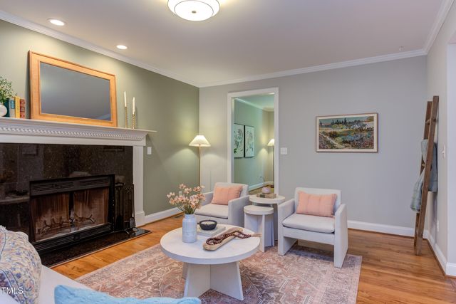 11 Gatesway Court, Durham, NC 27707