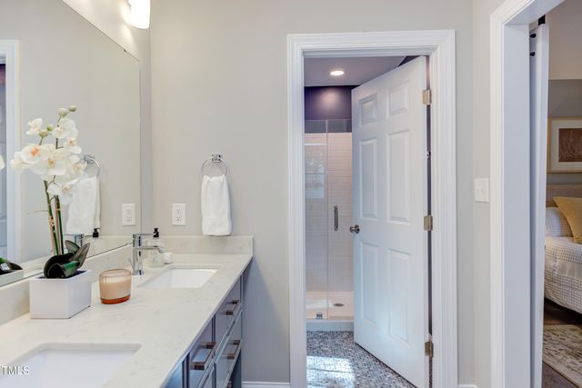 11 Gatesway Court, Durham, NC 27707