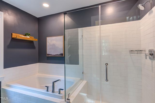 11 Gatesway Court, Durham, NC 27707
