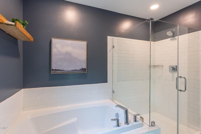 11 Gatesway Court, Durham, NC 27707