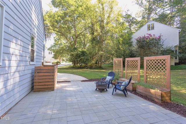 11 Gatesway Court, Durham, NC 27707