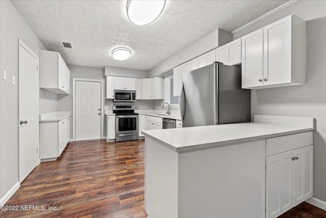 5092 HARVEY GRANT Road, Fleming Island, FL 32003