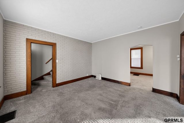 344 N 35Th Avenue, Omaha, NE 68131