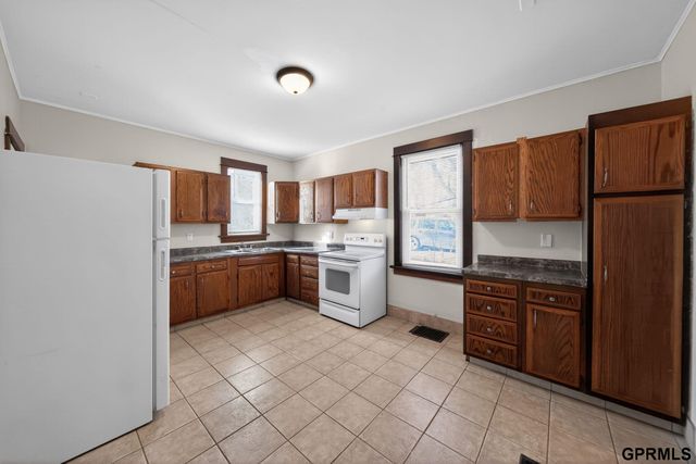 344 N 35Th Avenue, Omaha, NE 68131