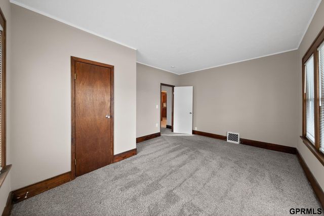 344 N 35Th Avenue, Omaha, NE 68131