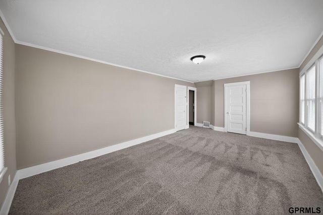344 N 35Th Avenue, Omaha, NE 68131