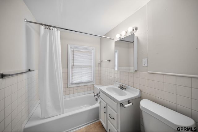 344 N 35Th Avenue, Omaha, NE 68131