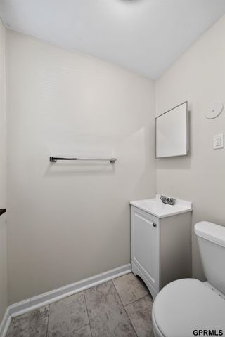 344 N 35Th Avenue, Omaha, NE 68131
