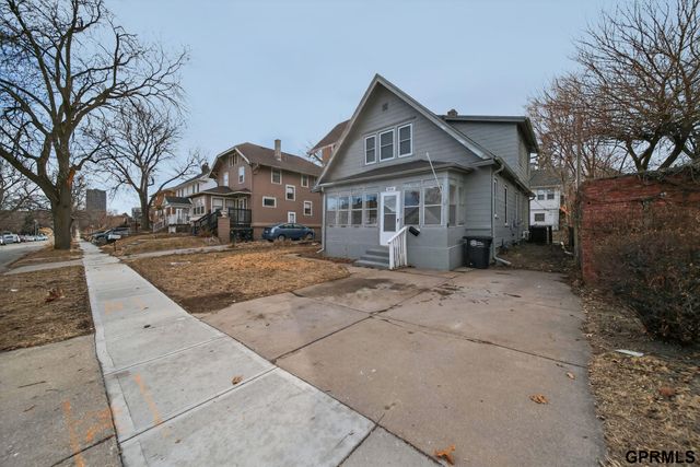 344 N 35Th Avenue, Omaha, NE 68131