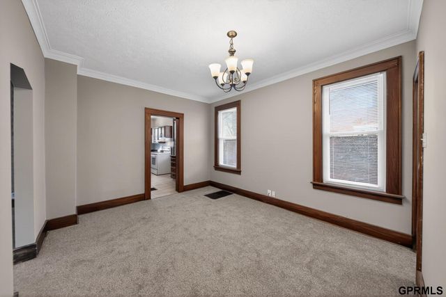 344 N 35Th Avenue, Omaha, NE 68131