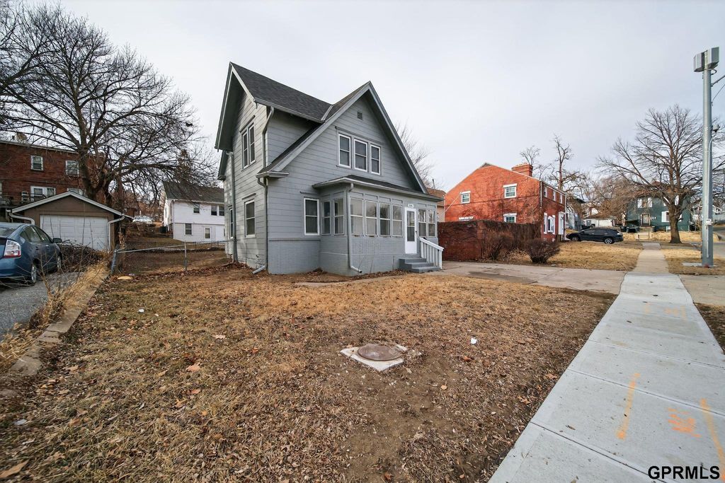 344 N 35Th Avenue, Omaha, NE 68131
