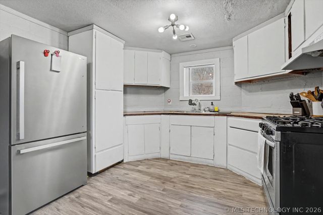 1169 N Atlanta Place, Tulsa, OK 74110