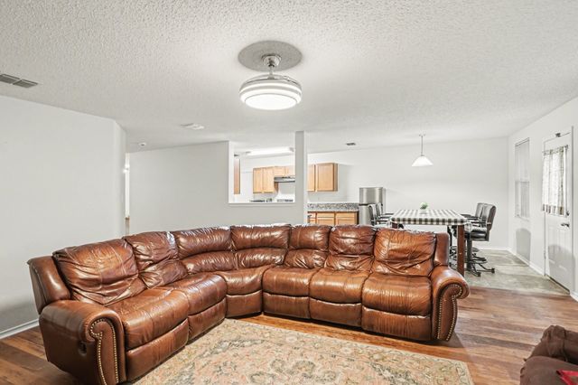 1214 April Showers Lane, Lancaster, TX 75134