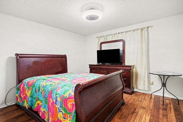 1214 April Showers Lane, Lancaster, TX 75134