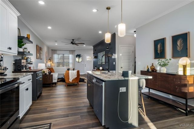 450 Creek Side Loop, Tuscaloosa, AL 35404