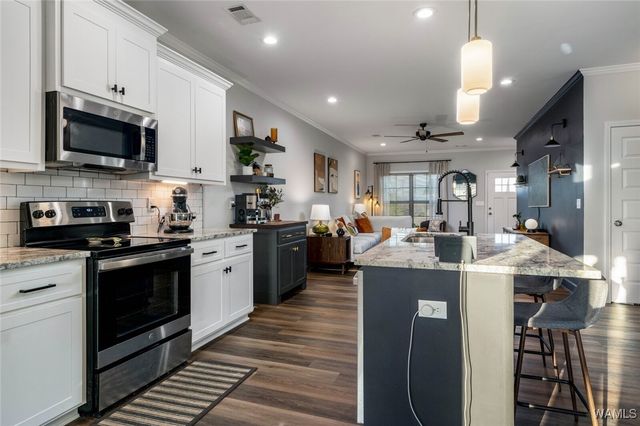 450 Creek Side Loop, Tuscaloosa, AL 35404