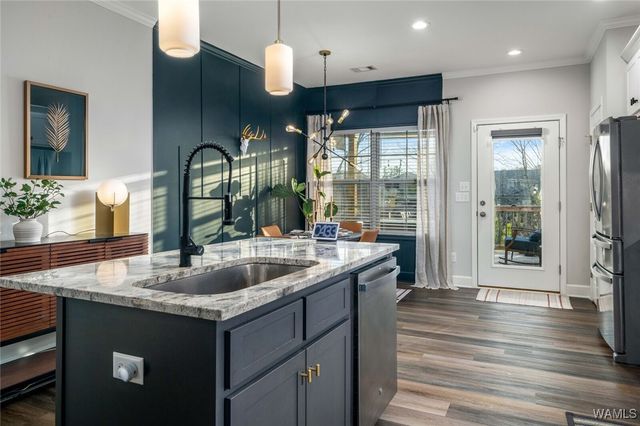 450 Creek Side Loop, Tuscaloosa, AL 35404