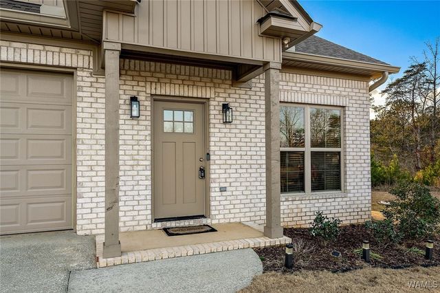 450 Creek Side Loop, Tuscaloosa, AL 35404