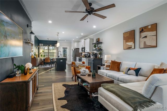 450 Creek Side Loop, Tuscaloosa, AL 35404