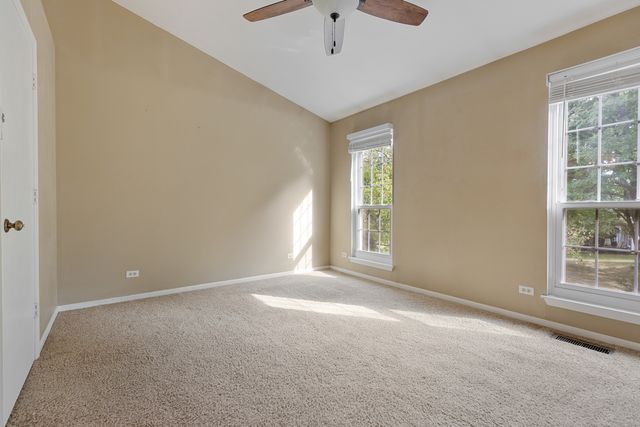 1181 Regency Drive, Schaumburg, IL 60193