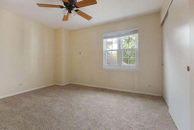 1181 Regency Drive, Schaumburg, IL 60193