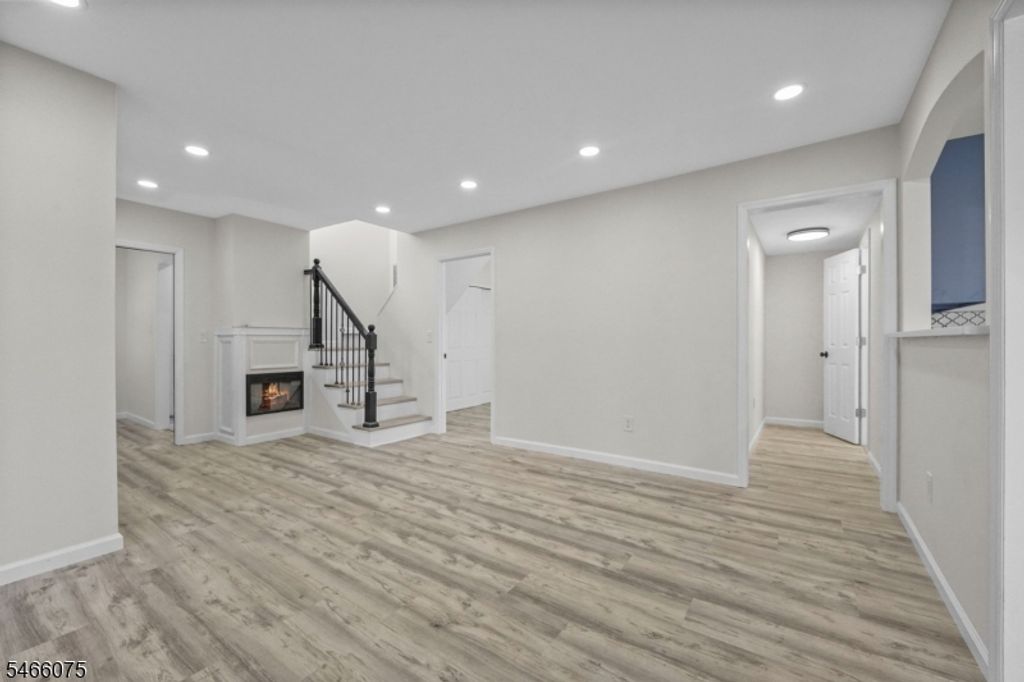 728 Glen Rd, Sparta Twp., NJ 07871 — photo 5