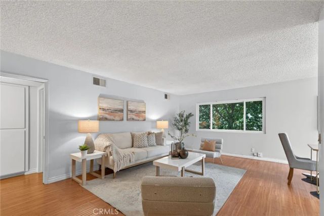 702 Park Avenue 210, South Pasadena, CA 91030